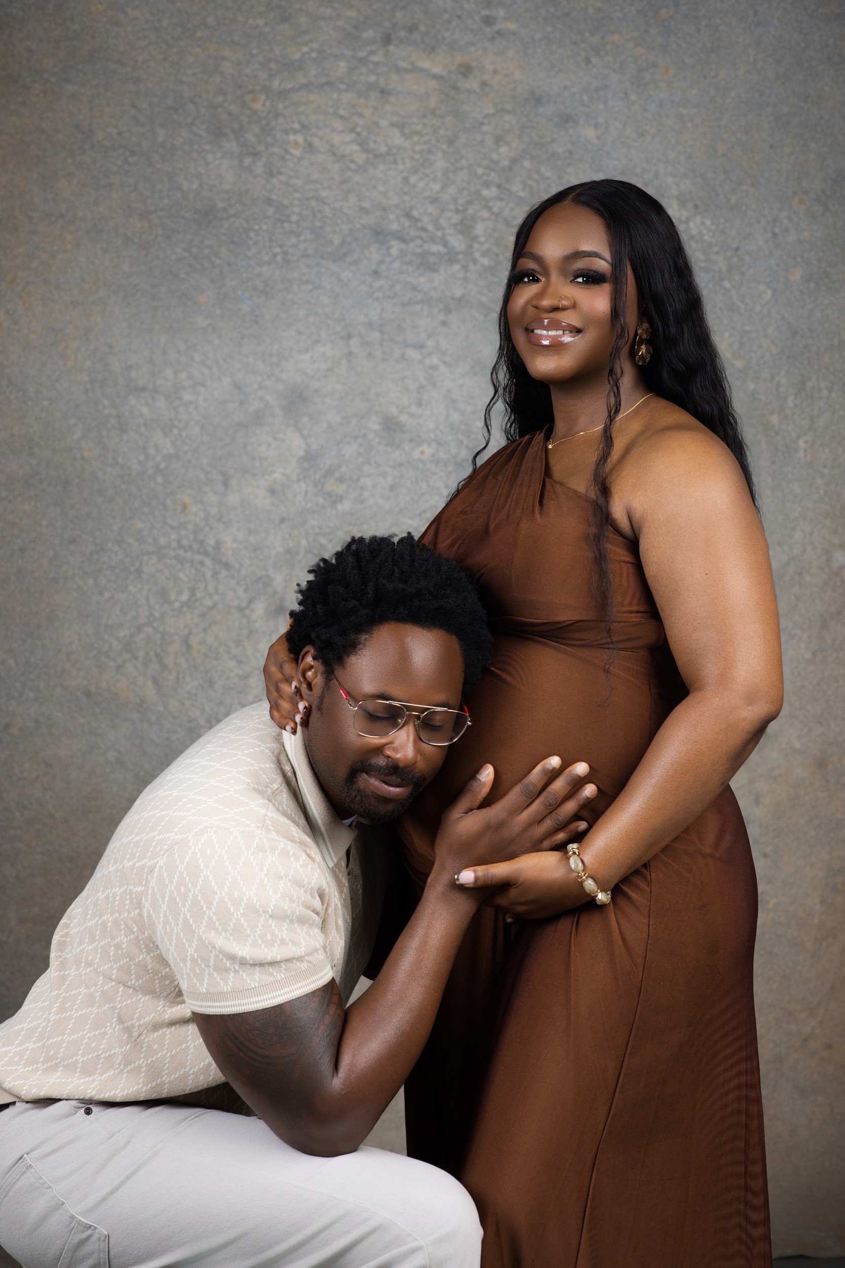 Maternity photography frame 2
